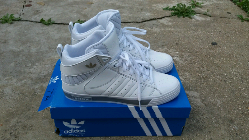 adidas originals freemont
